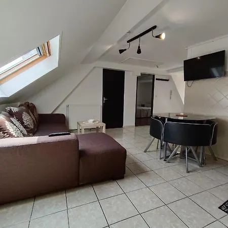Apartment Ba 3 *